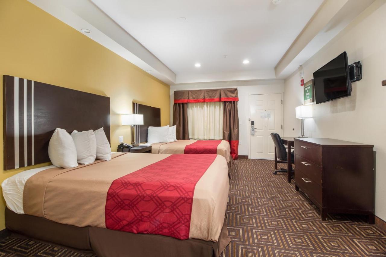 Scottish Inns & Suites Spring - Houston North Екстер'єр фото