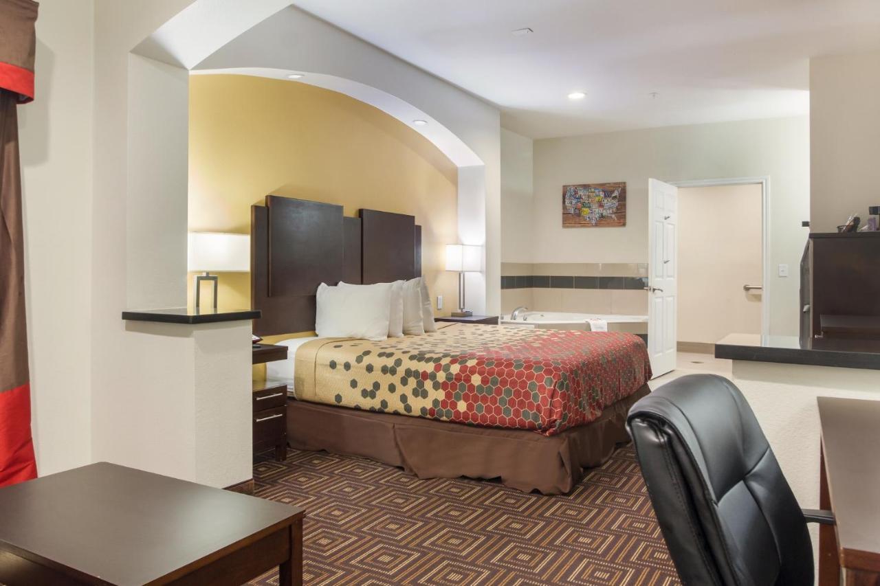 Scottish Inns & Suites Spring - Houston North Екстер'єр фото