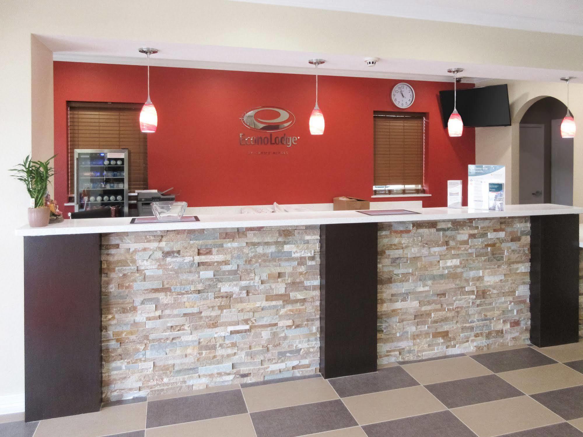 Scottish Inns & Suites Spring - Houston North Екстер'єр фото