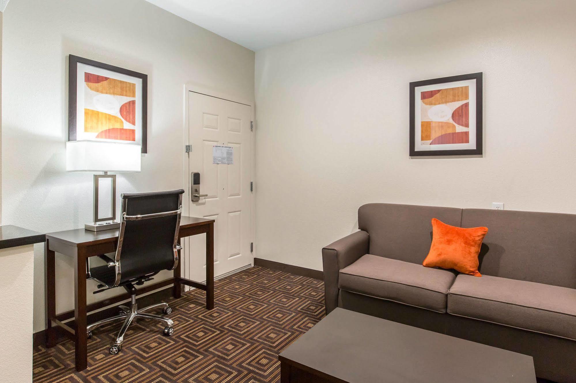 Scottish Inns & Suites Spring - Houston North Екстер'єр фото