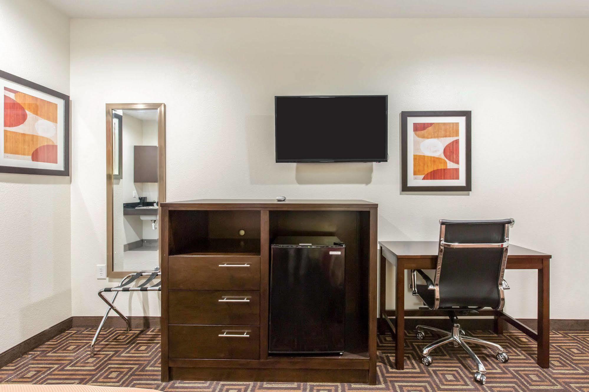 Scottish Inns & Suites Spring - Houston North Екстер'єр фото