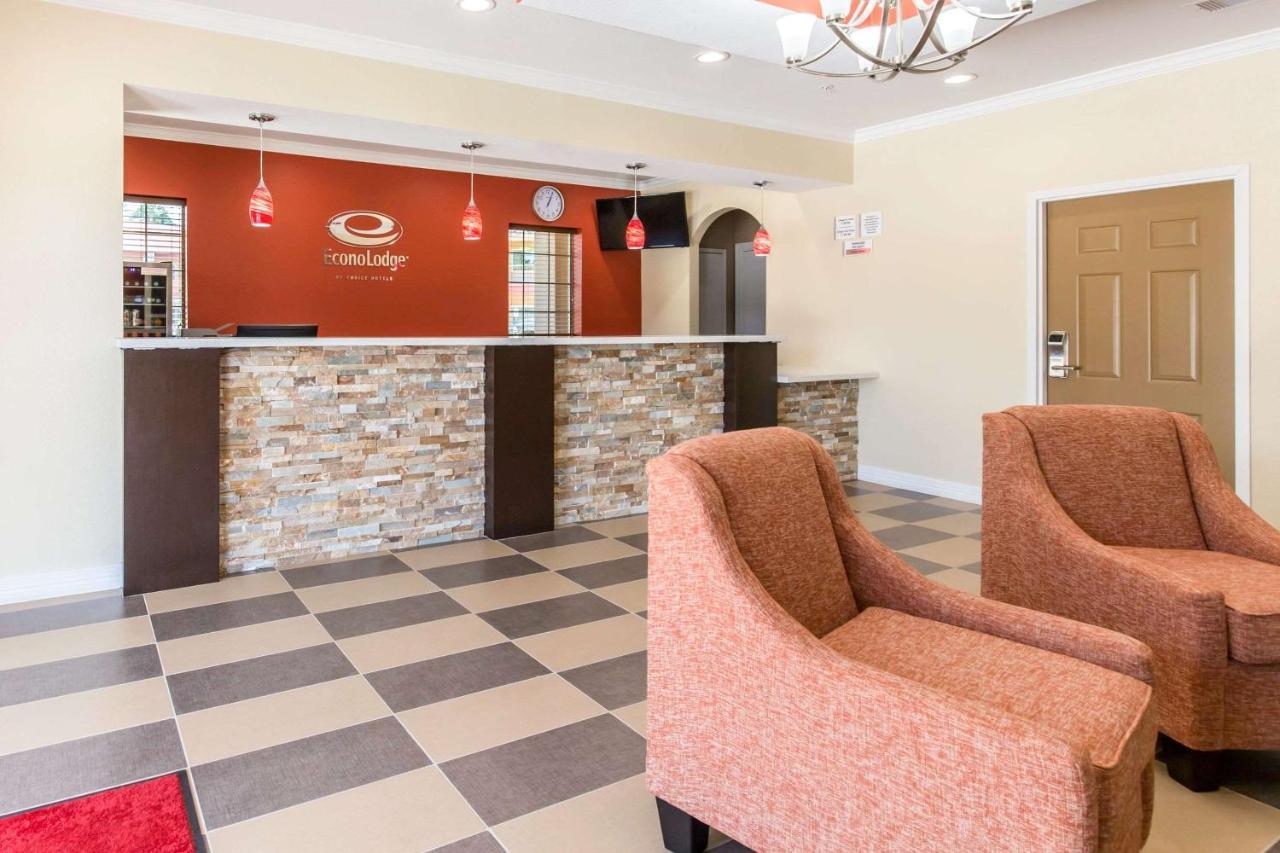 Scottish Inns & Suites Spring - Houston North Екстер'єр фото